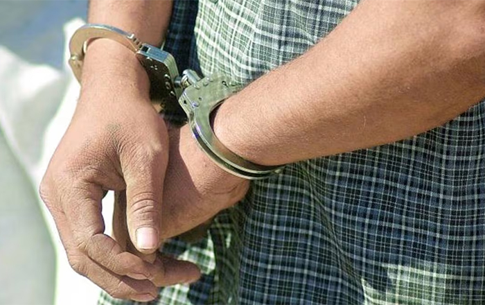 DETENIDO