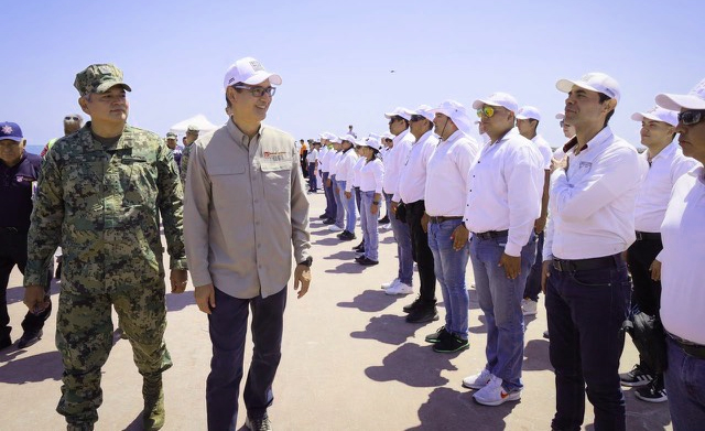 Reconoce Erasmo a Semar por impulsar seguridad en zona de playa 1 MADERO