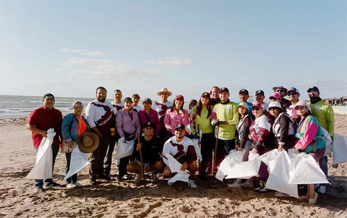 Beto Granados encabeza jornada de limpieza en la Playa Bagdad 1 MATAMOROS 2 1