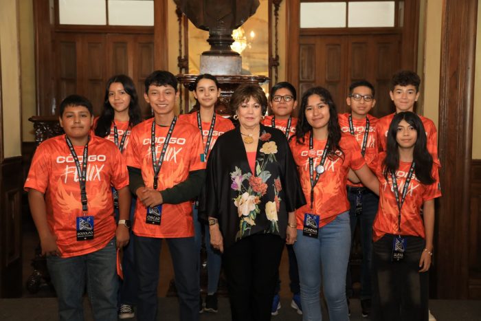 Apoya Gobierno Estatal al equipo 'Código Fénix' en competencia internacional de robótica 1 03 e1748463928871