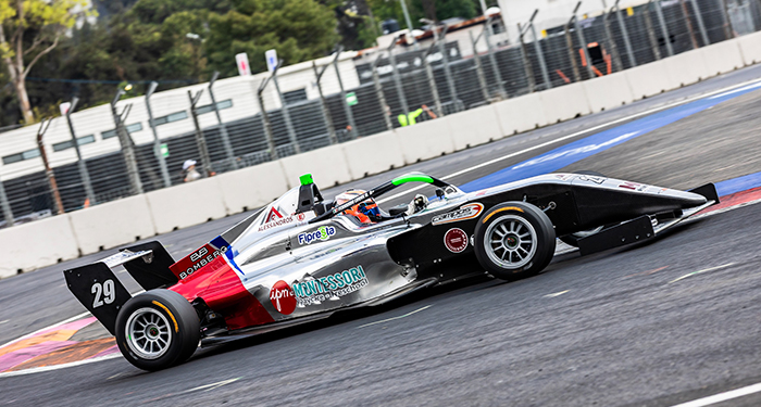 Alessandros Racing cosecha cuatro podios en la F4 2 494328292 1372599470531991 4663742647360324755 n