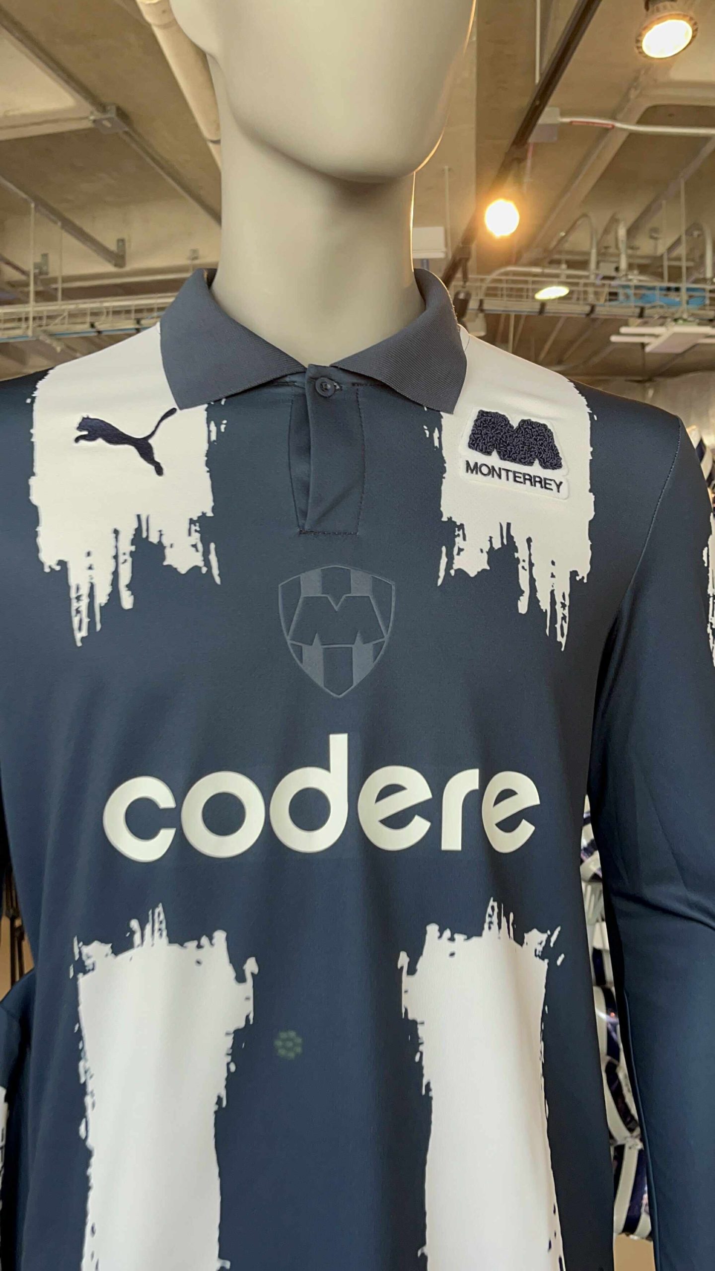 Inicia venta de jersey del Mundial de Clubes de Rayados 4 494359059 566478232776080 7308202188515272873 n scaled