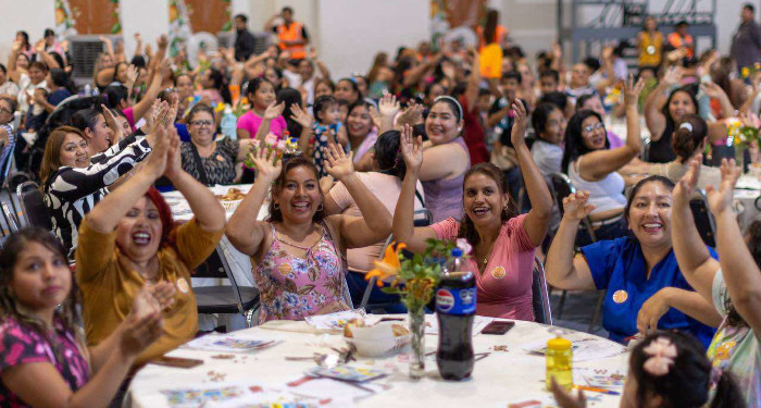Celebra Juárez a lo grande a las mamás con tres días de fiesta y cercanía 2 494686345 717551754286060 5740864313121560388 n