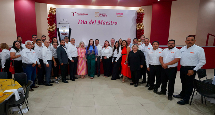 Es Carmen Lilia Canturosas aliada de los maestros 5 494689993 1848224792570846 6571682981703935664 n