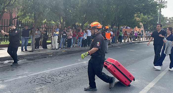Trasladan corazón e hígado a clínica de cardiología en Monterrey 1 495267245 3552305568238968 2366580755246073912 n