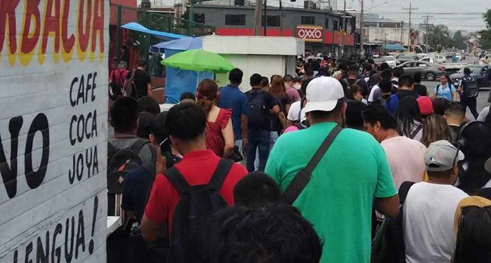 Reportan servicio insuficiente en estación Talleres 1 496624657 939235261547360 4542528746785596038 n