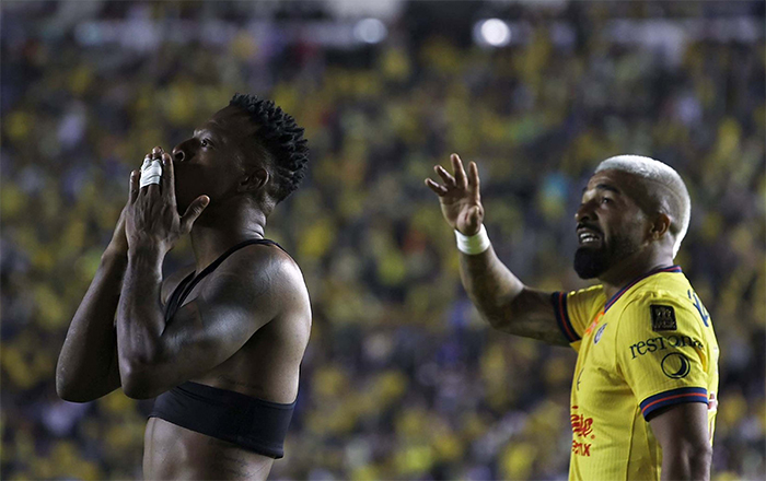 América vence al Cruz Azul 2-1 y jugará la final ante Toluca 2 AMERICA 1