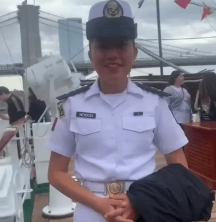 Buque Cuauhtémoc: despiden en Veracruz a la cadete América Yamilet 2 Captura de pantalla 2025 05 19 a las 8.28.29 p. m
