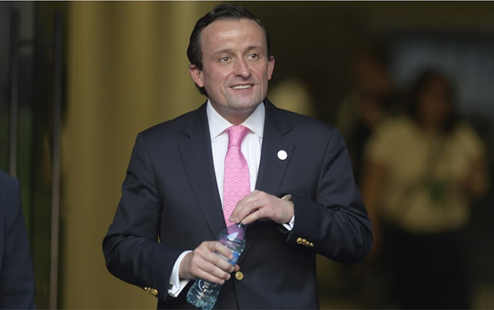 MIKEL ARRIOLA