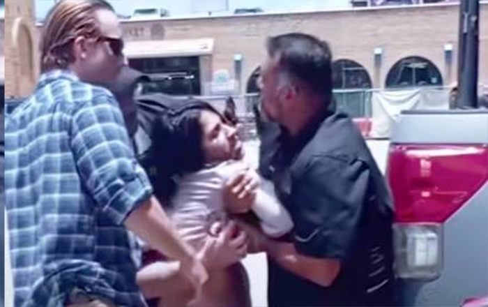 '¡Por favor mis hijos!', implora migrante en redada de San Antonio (VIDEO) 1 MUJER 2