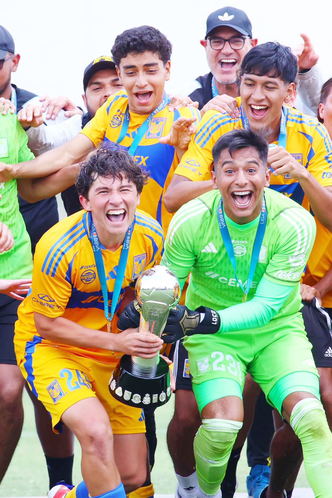 Tigres sub-19 golea 4-0 al Toluca y es campeón 3 TIGRES SUB 19 OK