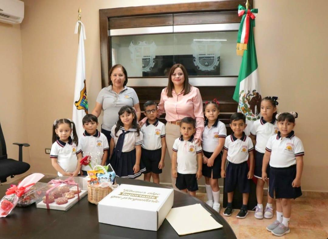 Alcaldesa Verónica Aguirre será madrina del Jardín de Niños Rosaura Zapata 1 WhatsApp Image 2025 05 22 at 5.04.24 PM 1