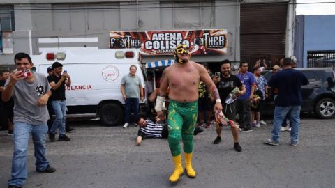 Lucha libre termina en pelea callejera en Reynosa (VIDEO) 6 WhatsApp Image 2025 05 26 at 8.13.25 PM 4 1