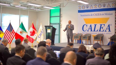 Comparte Andrés Mijes ante alcaldes modelo de seguridad en seminario de CALEA 2 WhatsApp Image 2025 05 29 at 3.57.55 PM 1