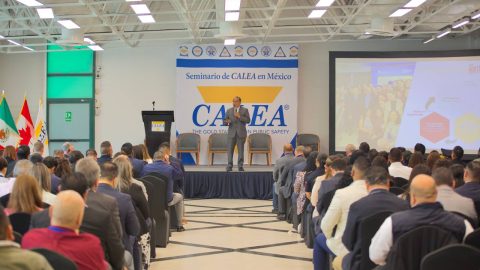 Comparte Andrés Mijes ante alcaldes modelo de seguridad en seminario de CALEA 3 WhatsApp Image 2025 05 29 at 3.57.55 PM 2