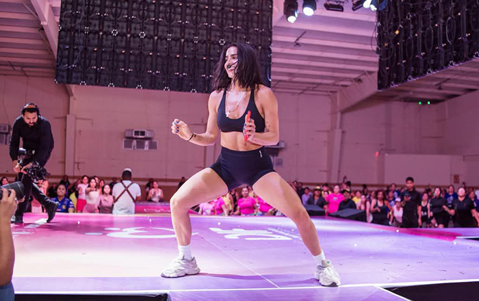 Inspiración y Bienestar: Master Class Cardio Motivacional con Bárbara de Regil Empodera a la Comunidad en Matamoros 1 barbara4