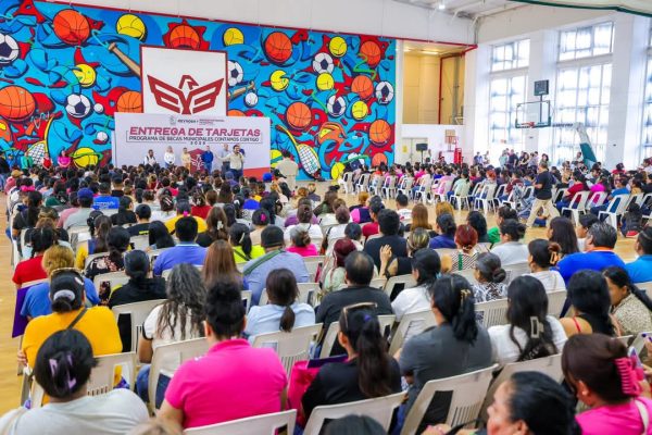 Benefician becas municipales a estudiantes de primaria en Reynosa 2 becas3 e1748638559884