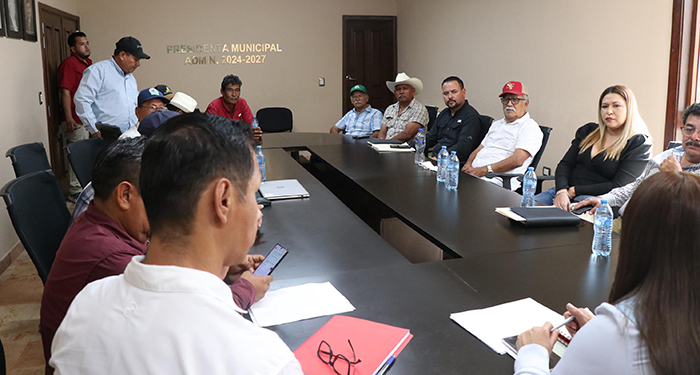 Se reúne alcaldesa Verónica Aguirre con representantes de módulos de infraestructura 1 fcdfb775 8736 421d 8f4d 4ddf527afdef
