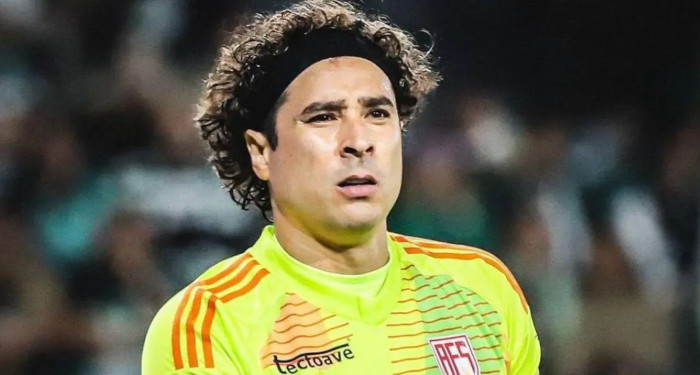 guillermo-ochoa-en-partido-con-avs-foto-vanguardia-1729461600-hq