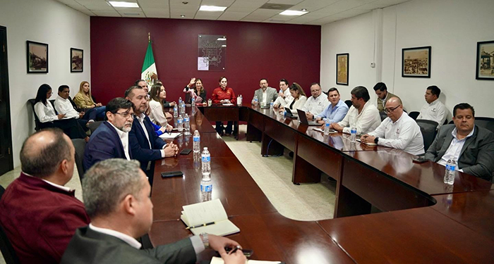 Impulsa alcaldesa Carmen Lilia Canturosas proyecto estratégico del aeropuerto de carga en Nuevo Laredo 1 31923915 d1dd 4098 9916 187b900bc05b