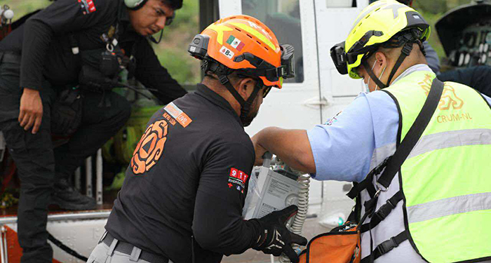 Identifican a 10 lesionados, tras volcadura de autobús en Hualahuises 17 494820800 1681317499178015 8022301328833679470 n