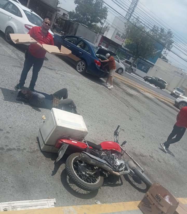 Derriban motociclista y lo abandonan, en Reynosa 1 494858073 737699605312909 324806830835419795 n