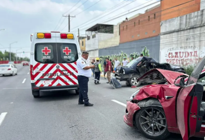 Muere mujer en accidente vial de Escobedo 1 495270696 1749128495689031 6073399823143103634 n e1749772720259