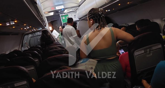Vacaciones del terror; regios se quedan varados por falla en el avión 1 511131683 1760798104647161 1967922738898431768 n