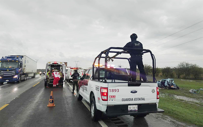 Cuatro lesionados en accidente por la Carretera Federal 80 1 GUARDIA ESTATAL