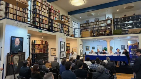 Entrega de correspondencia inédita de Alfonso Reyes refuerza lazos culturales 3 IMG 9437 2700