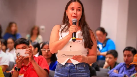 Presentan jóvenes de CAIPA pliego petitorio 5 IMG 9594700