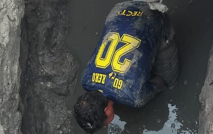 El Gobierno de Matamoros instala descarga sanitaria en la colonia Las Fuentes 1 MATAM