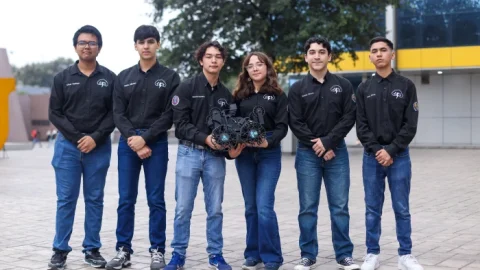 Estudiantes de la UANL competirán con robots en Brasil 14 ROBOCUP 2025 EQUIPO CLOUD ROBOTICS PREPA 15 FLORIDA 2700