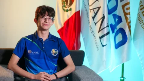 Estudiantes de la UANL competirán con robots en Brasil 23 ROBOCUP 2025 EQUIPO DEIMOS PREPA 20 4700