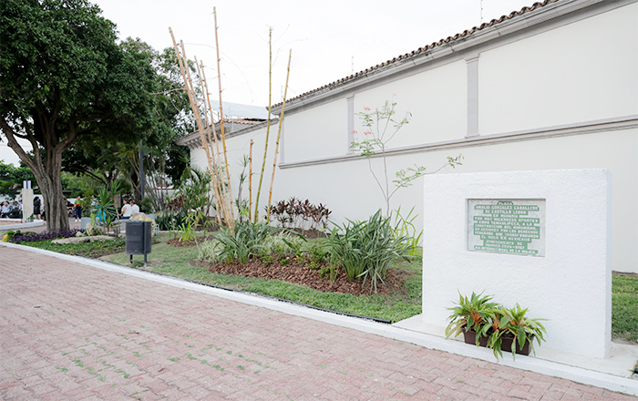 Mónica inaugura plaza 'Amalia González Caballero de Castillo Ledón' 1 TAMPICO 2