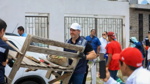 Anuncia Adrián de la Garza aumento salarial a trabajadores de Servicios Públicos 1 WhatsApp Image 2025 06 06 at 1.56.26 PM700