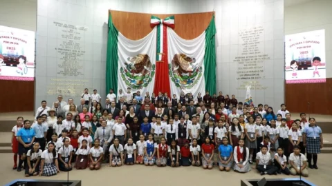 Reconoce diputado Humberto Prieto esfuerzo de estudiantes al encabezar el Congreso infantil 3 WhatsApp Image 2025 06 10 at 2.32.12 PM700