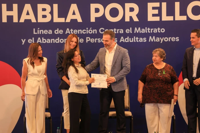 Lanza Gobierno de Monterrey programa “Habla por Ellos” 1 WhatsApp Image 2025 06 16 at 3.59.23 PM 1700