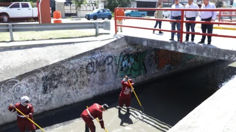 Refuerza Escobedo mantenimiento de pluviales para proteger a las familias 3 WhatsApp Image 2025 06 16 at 3.59.50 PM700