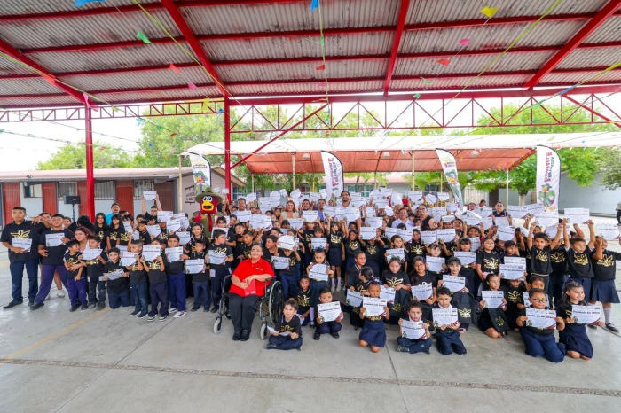 Entregó Carlos Peña Ortiz nombramientos a Guardianes del Orden 1 WhatsApp Image 2025 06 17 at 2.36.00 PM700