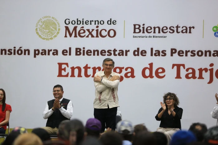 Encabeza Américo entrega de tarjetas de Pensión para el Bienestar a Personas con Discapacidad 10 WhatsApp Image 2025 06 18 at 4.18.37 PM700