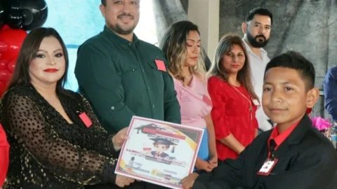 Culmina primaria de ejido Benito Juarez, generación 2019-2025 1 WhatsApp Image 2025 06 22 at 2.56.24 PM700