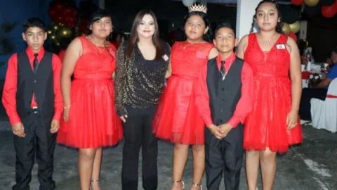 Culmina primaria de ejido Benito Juarez, generación 2019-2025 3 WhatsApp Image 2025 06 22 at 2.56.28 PM700
