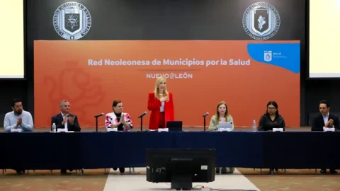 Eligen a representantes de la red neolonesa de municipios por la salud 17 image00182700