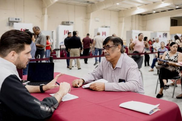'Martes en tu Colonia': Audiencia pública cercana a la gente con entrega gratuita de lentes 1 2935a7e3 cd3d 43fc b12d d2250a211a86 e1752700711952
