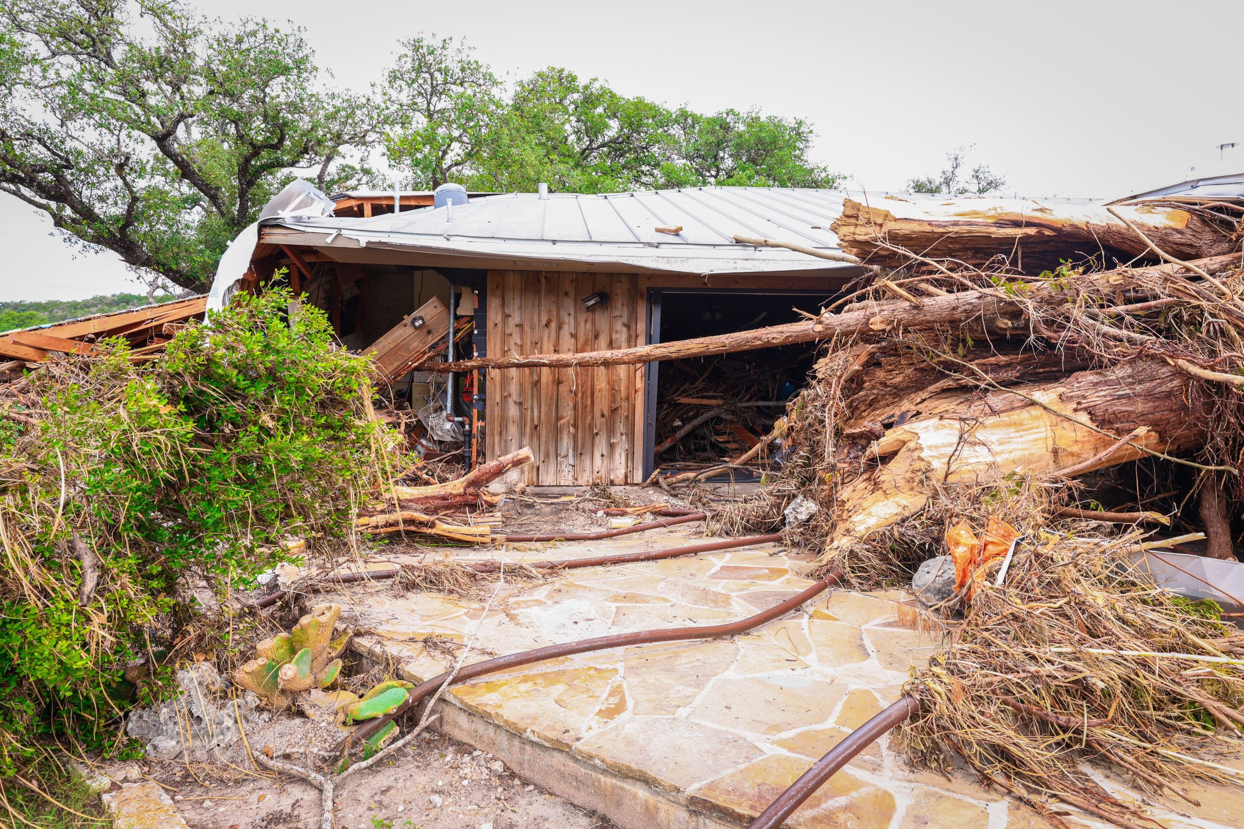 Protección Civil de Nuevo León llega a operaciones de búsqueda a Texas 5 515314689 2195195210931343 7828662969704858730 n scaled