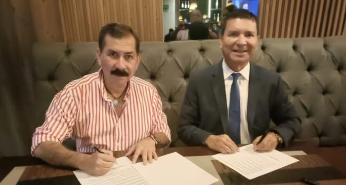 Firman convenio de becas UNT y municipio de Río Bravo 2 518256809 741304065109131 5005457846481167278 n