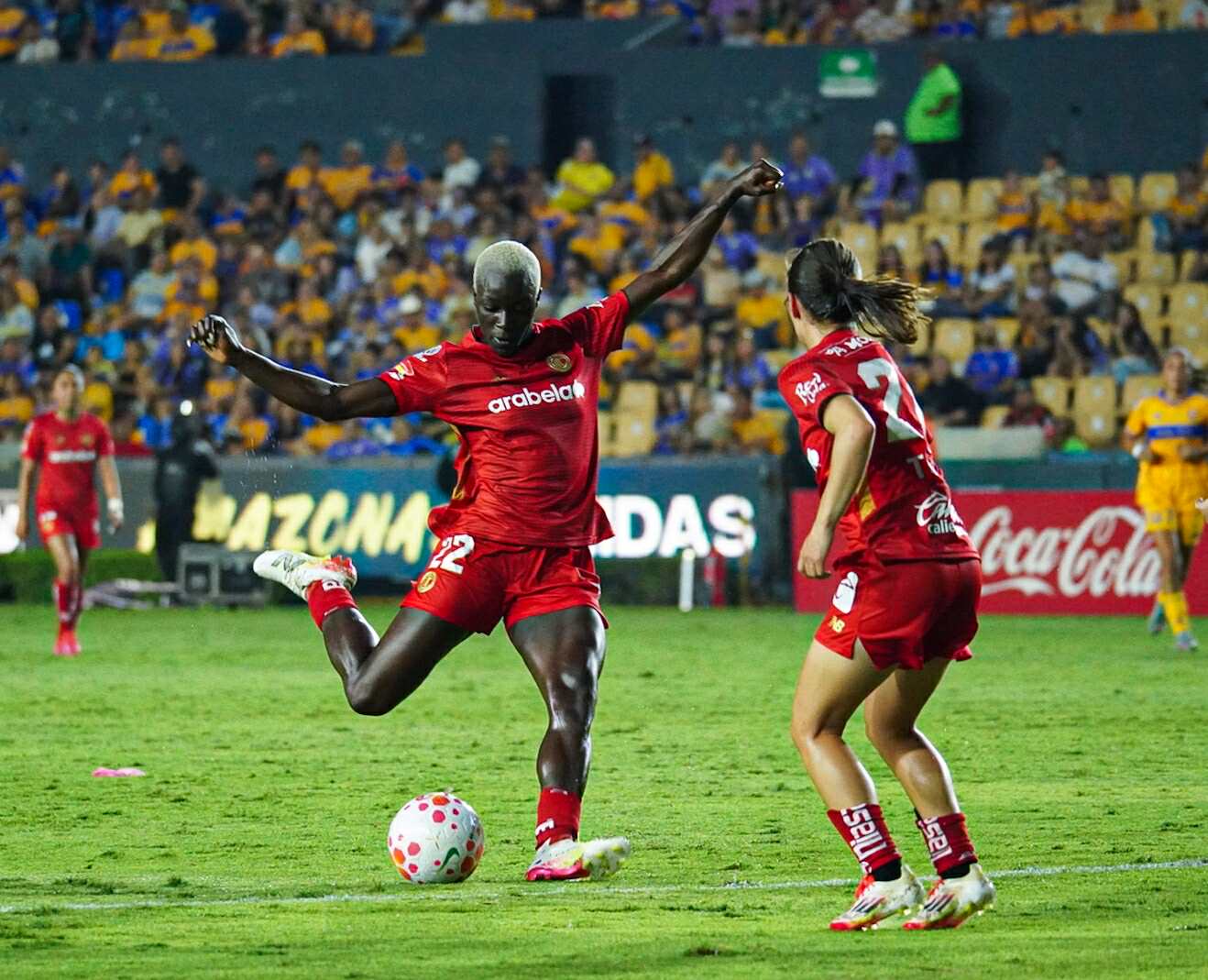 Empate en El Volcán: Amazonas y Diablas reparten puntos en la jornada uno 2 518448188 2825288910996261 65355766319592771 n
