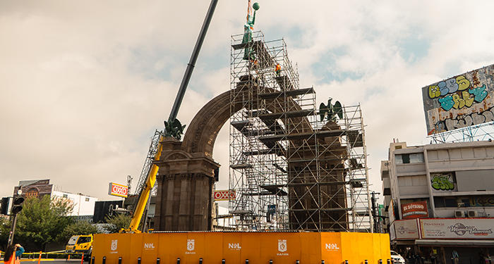 Regresa la Alegoría al Arco de la Independencia en Monterrey 1 521586024 1278866213862237 3928579527003884622 n