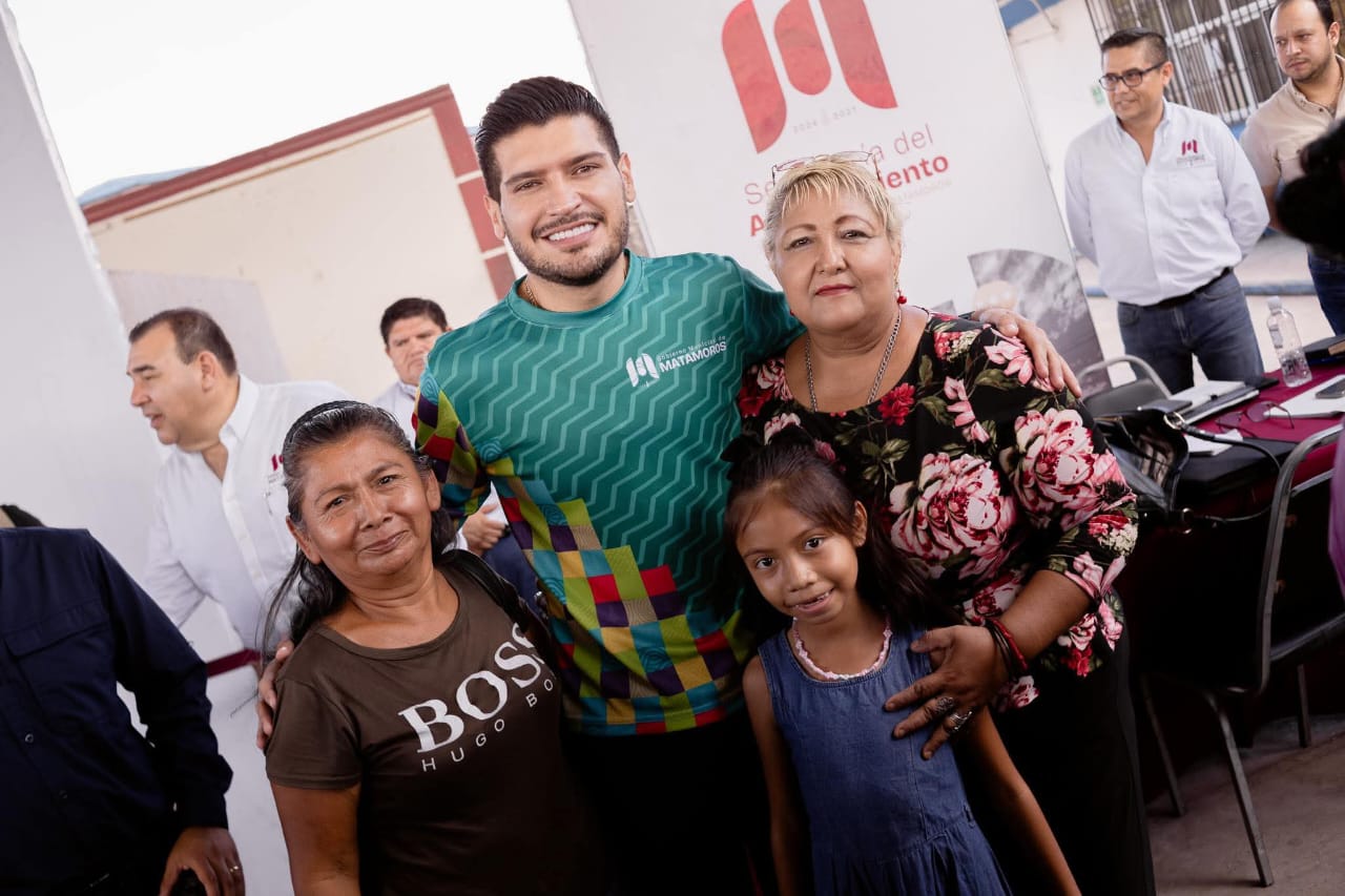 Atención directa y servicios llegan a la colonia Jesús Vega Sánchez 1 571decaf 0064 4051 b94d 5b68f56a910d